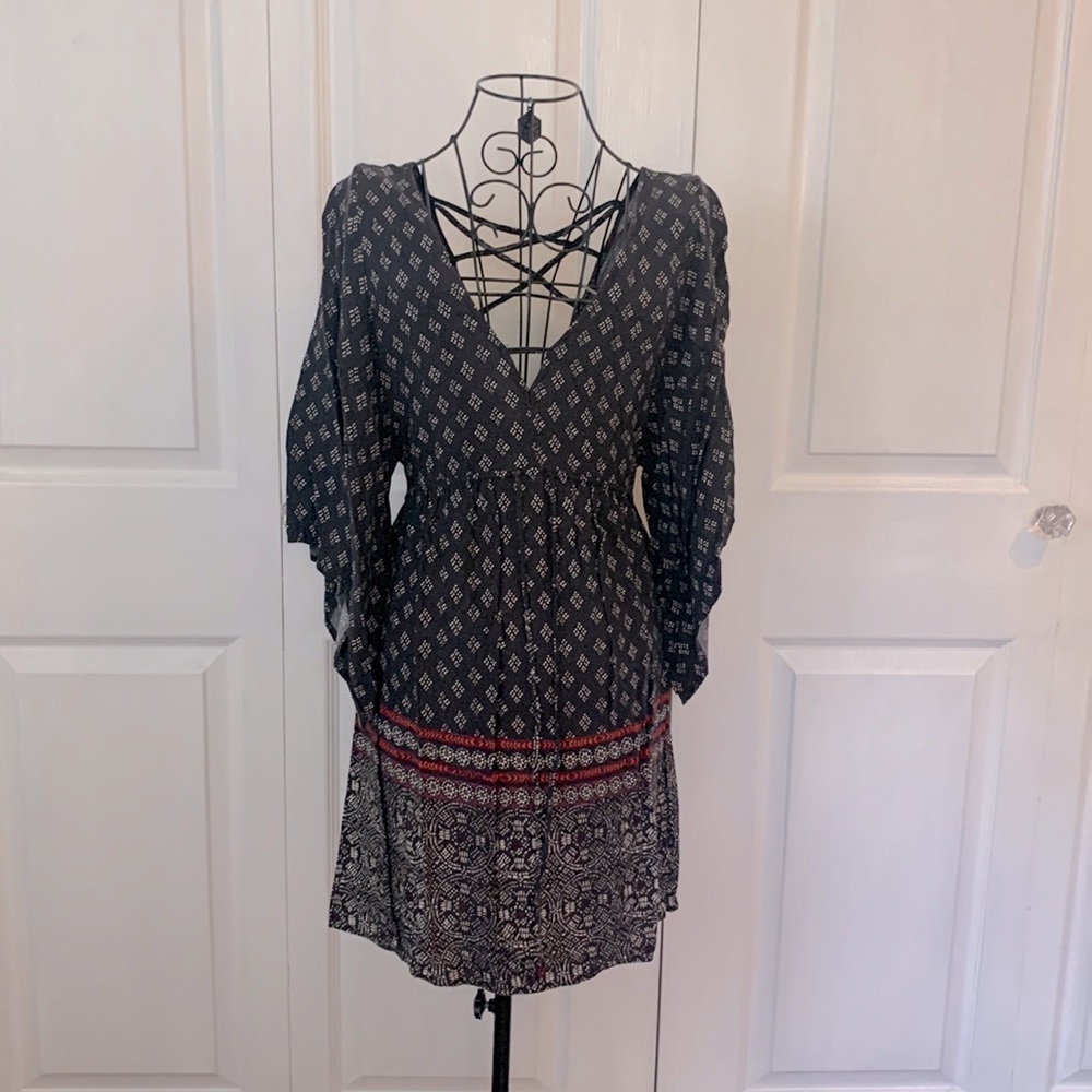 Abercrombie & Fitch black boho king sleeve dress
